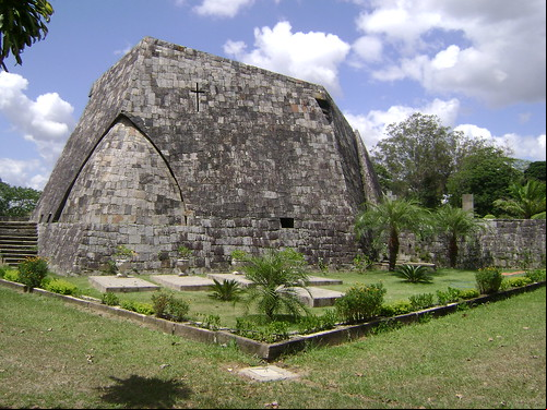 Igreja da Pedra em Itapetinga Igreja da Pedra em Itapetinga